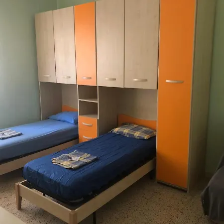 Carlos House Bari